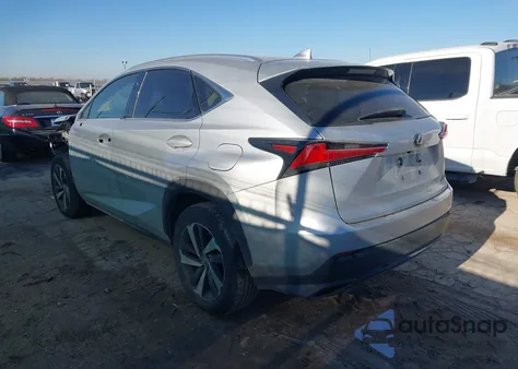 2018 Lexus Nx 300 z USA, uszkodzony, nr VIN JTJYARBZ6J2113728
